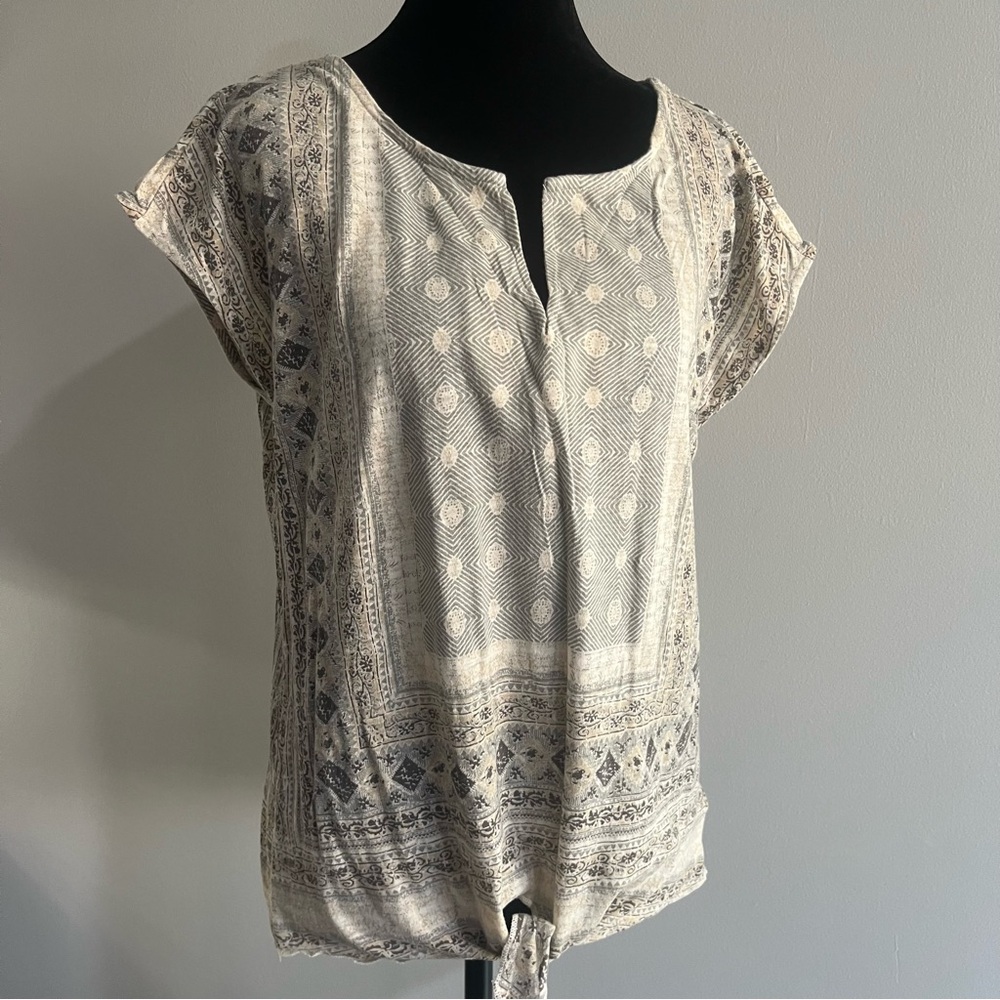 Lucky Brand Tan Cream Grey Paisley Geometric Tie Women's T-Shirt Top Blouse Boho
